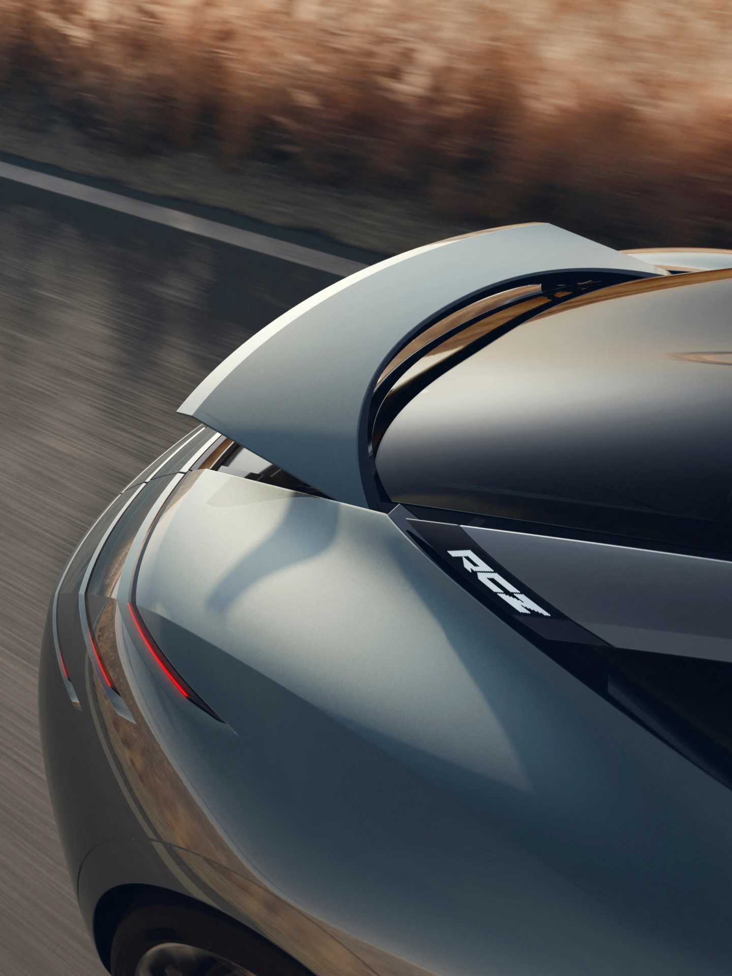 PEUGEOT RCZ Vision met uitgeklapte actieve achtervleugel