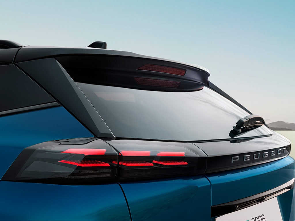 Nouveau PEUGEOT E-2008 face arrière