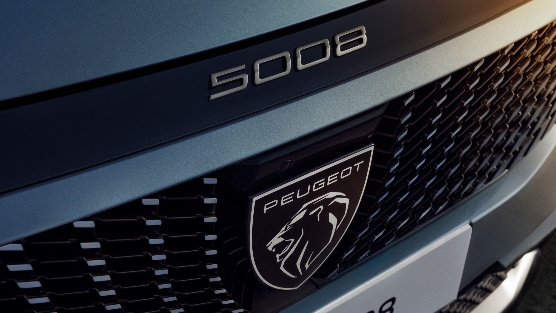 PEUGEOT 5008 Hybride vooraanzicht